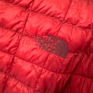 North face thermoball puffer jacket